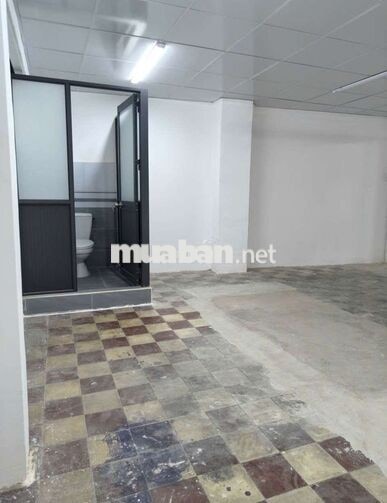 Cho thuê nhà mặt tiền Nguyễn Chí Thanh, P12,Q5- 4x20-3 tấm- kd tôt