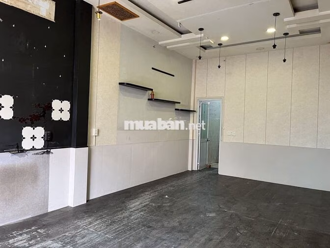 🔥🔥 Nhà 2 Mặt Tiền Ngay Chợ Hoàng Hoa Thám – Vừa Ở Vừa Kinh Doanh