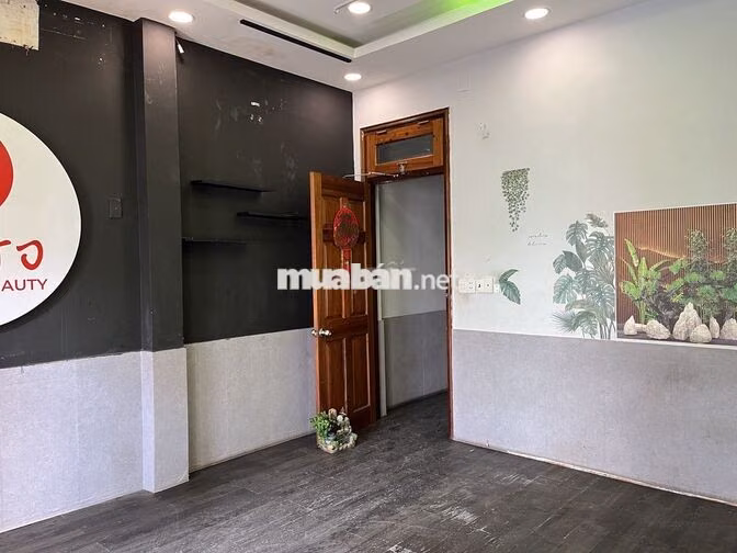 🔥🔥 Nhà 2 Mặt Tiền Ngay Chợ Hoàng Hoa Thám – Vừa Ở Vừa Kinh Doanh