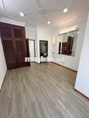 CHO THUÊ NHÀ 2 HOA THỊ, PHƯỜNG 7, PHÚ NHUẬN – 5 PHÒNG, GIÁ 25 TRIỆU