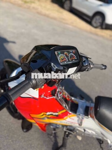 Suzuki Satria 120 Đỏ Trắng Đen