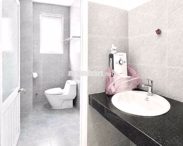 CHO THUÊ NHÀ NGUYÊN CĂN TRỐNG HOẶC FULL NỘI THẤT GIÁ 20 TRIỆU/THÁNG