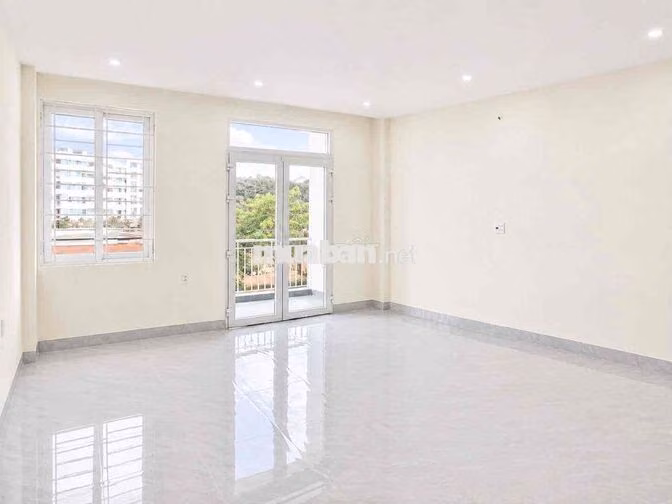 CHO THUÊ NHÀ NGUYÊN CĂN TRỐNG HOẶC FULL NỘI THẤT GIÁ 20 TRIỆU/THÁNG