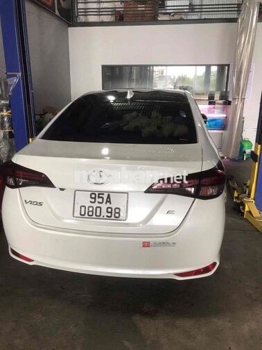 Toyota Vios E Trắng Việt Nam