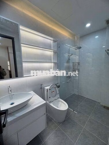 CHO THUÊ NHÀ NGUYÊN CĂN TRUNG TÂM PHÍA NAM NHA TRANG CÁCH BIỂN 500M