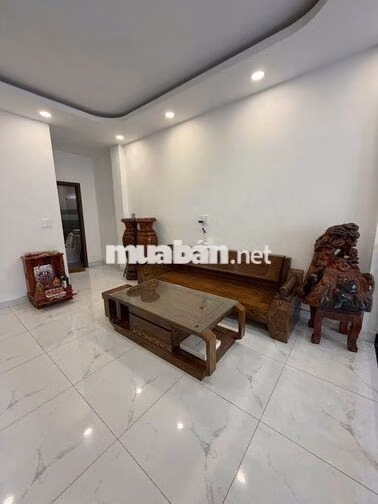 NHÀ CHO THUÊ Bình Lợi. Trệt 2 lầu. DT: 4,5x20m. Hẻm thông 
