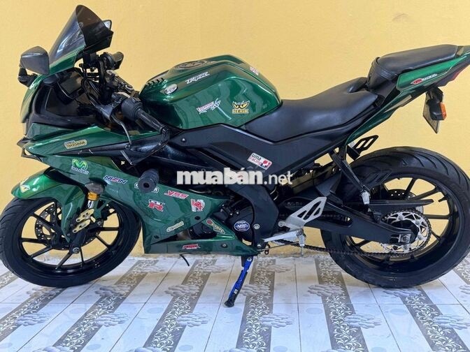 Yamaha R15 Xanh lá Xe côn tay