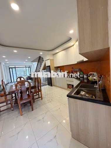 NHÀ CHO THUÊ Bình Lợi. Trệt 2 lầu. DT: 4,5x20m. Hẻm thông 