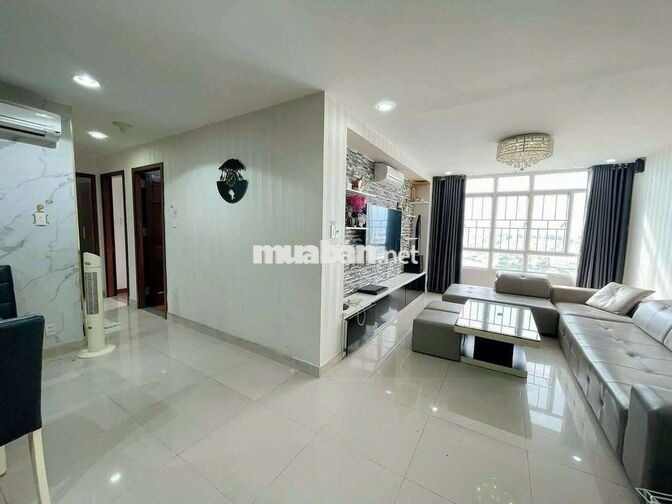 CHO THUÊ CĂN HỘ GIAI VIỆT 3PN 2WC 150M2 FULL NỘI THẤT GIÁ 16TR/THÁNG