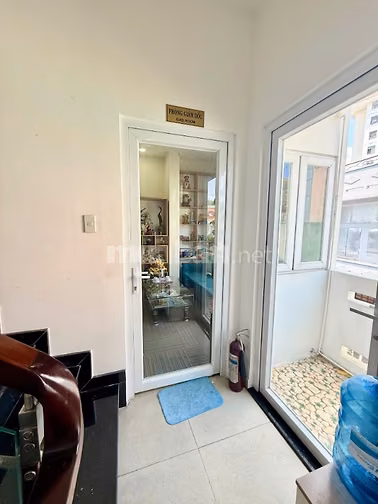 BÁN NHÀ GÓC 3 MẶT TIỀN LẠC LONG QUÂN 5TẦNG 6,5X15 NGAY ĐẦM SEN 23,5 TỶ