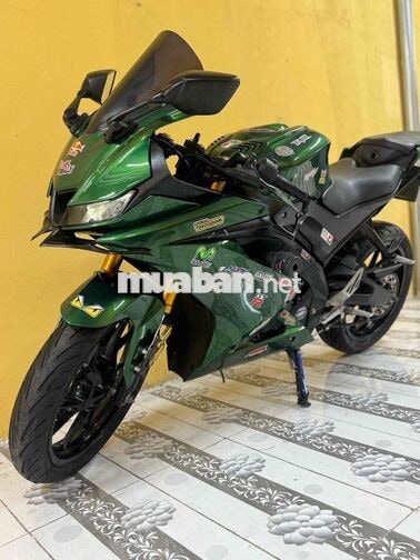 Yamaha R15 Xanh lá Xe côn tay