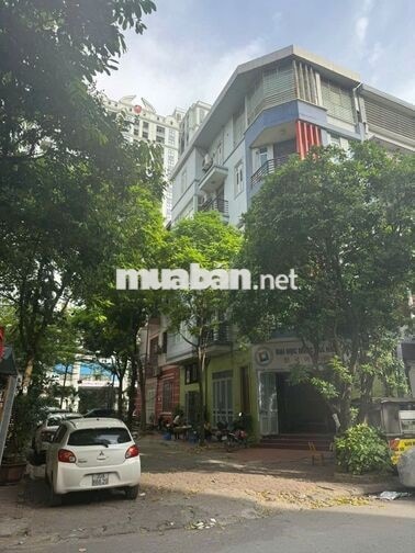 Cho thuề nhà phố liền kề 2 mặt tiền