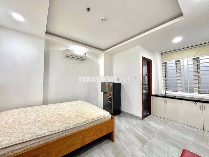 STUDIO CỬA SỔ TRỜI - FULL NỘI THẤT, THANG MÁY, HẦM XE- KHU E.TOWN, HHT