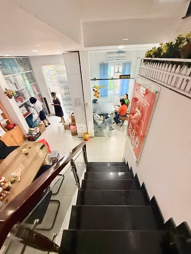 BÁN NHÀ GÓC 3 MẶT TIỀN LẠC LONG QUÂN 5TẦNG 6,5X15 NGAY ĐẦM SEN 23,5 TỶ