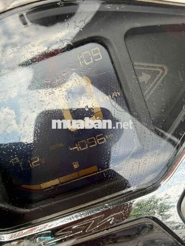 Honda SH 125i 2025 Trắng 4096 km