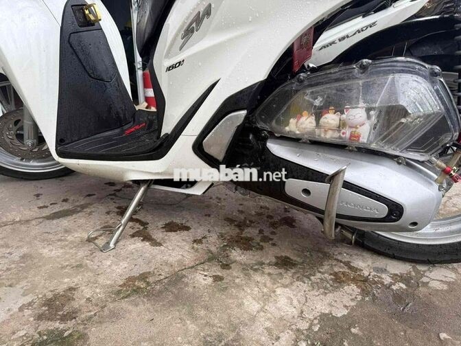 Honda SH 125i 2025 Trắng 4096 km