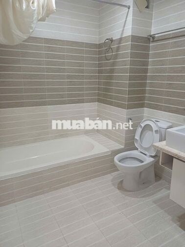 Cho thuê căn hộ chung cư Khải Hoàn, Q11, 140m2, 3PN, Thnag máy thẻ từ.