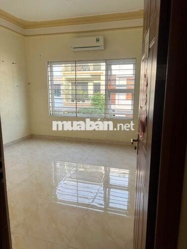 20tr/tháng Cho thuê LK Văn Phú 115m2 lô góc 2 mặt đường, đầy đủ PCCC