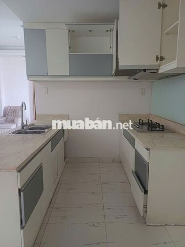 Cho thuê căn hộ chung cư Khải Hoàn, Q11, 140m2, 3PN, Thnag máy thẻ từ.