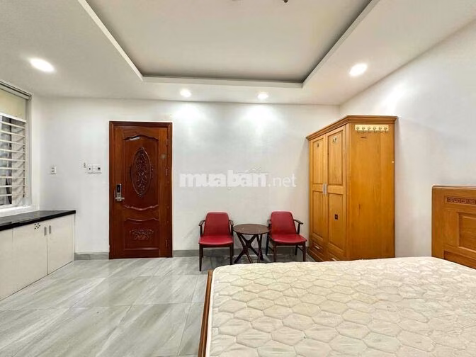 STUDIO CỬA SỔ TRỜI - FULL NỘI THẤT, THANG MÁY, HẦM XE- KHU E.TOWN, HHT