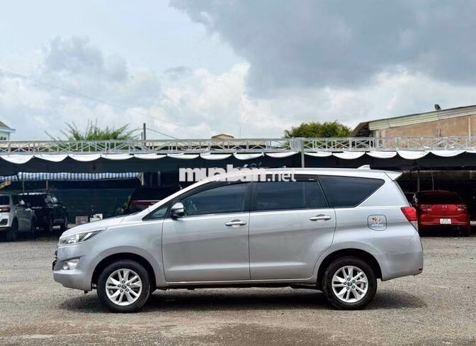 🔥INNOVA 2.0E 2017 Số Sàn XE GĐ SỬ DỤNG BAO TEST