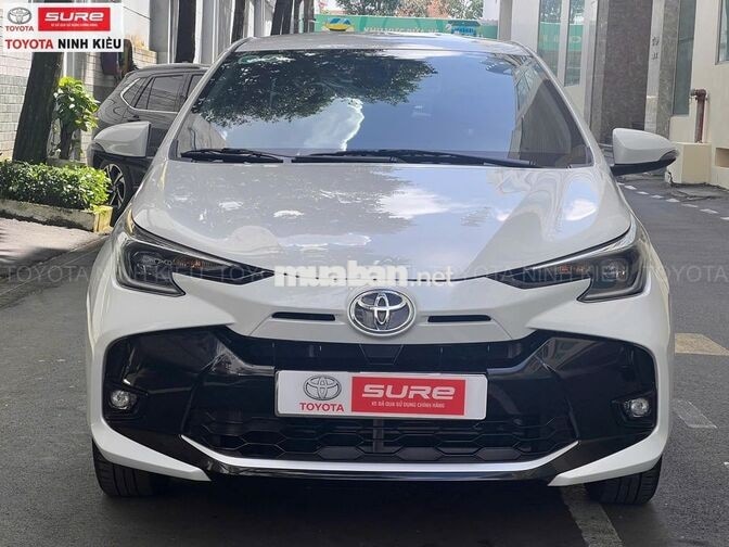 Toyota Vios 2024 1.5E CVT Trắng 19.000 km