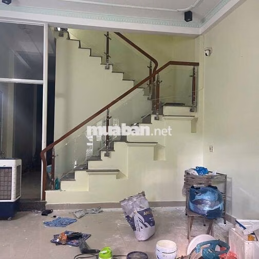 Cho Thuê Nhà 2 Tầng , Ưu Tiên Văn Phòng , Vợ Chồng Trẻ
