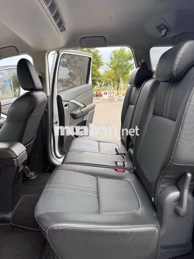 Mitsubishi Xpander Premium 2024 Trắng 8.800km