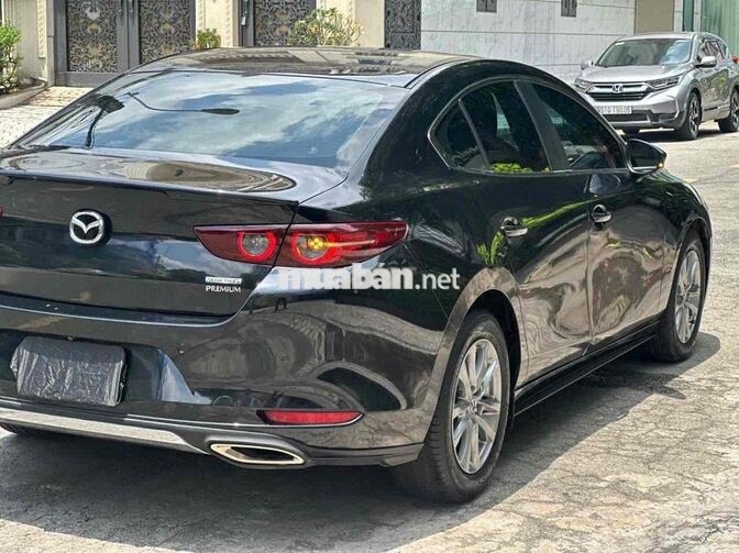 Mazda Mazda 3 Premium 2023 Đen 24.000 km