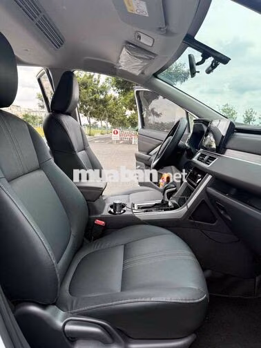 Mitsubishi Xpander Premium 2024 Trắng 8.800km