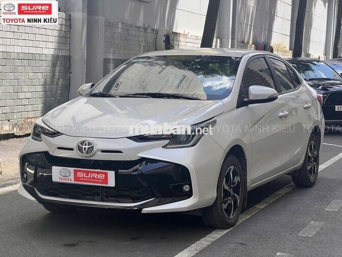 Toyota Vios 2024 1.5E CVT Trắng 29.000 km