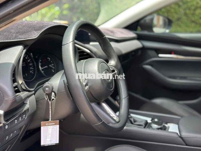 Mazda Mazda 3 Premium 2023 Đen 24.000 km