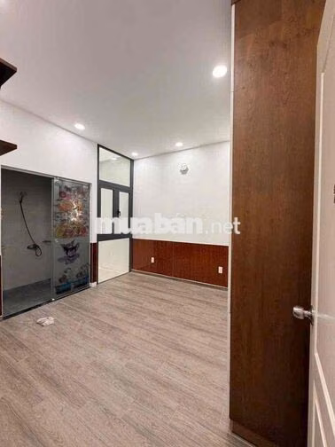 Cho Thuê Nhà DT 220m2 1Trệt 3Lầu 5Pn 5Wc Hẻm Nhựa Xe Tải Ôtô Đậu Đổ