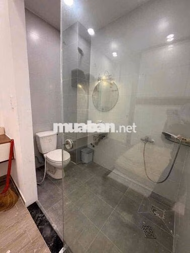Cho Thuê Nhà DT 220m2 1Trệt 3Lầu 5Pn 5Wc Hẻm Nhựa Xe Tải Ôtô Đậu Đổ