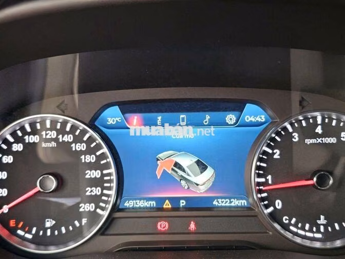 VinFast Lux A 2.0 Premium 2021 Nâu 40000 km