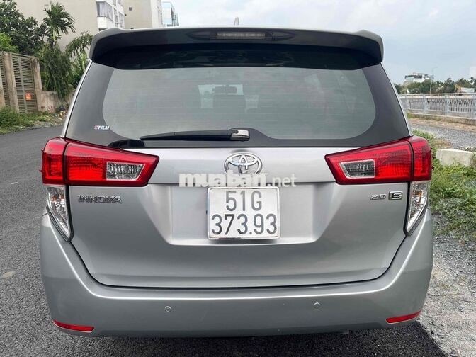 Toyota Innova Số sàn Bạc