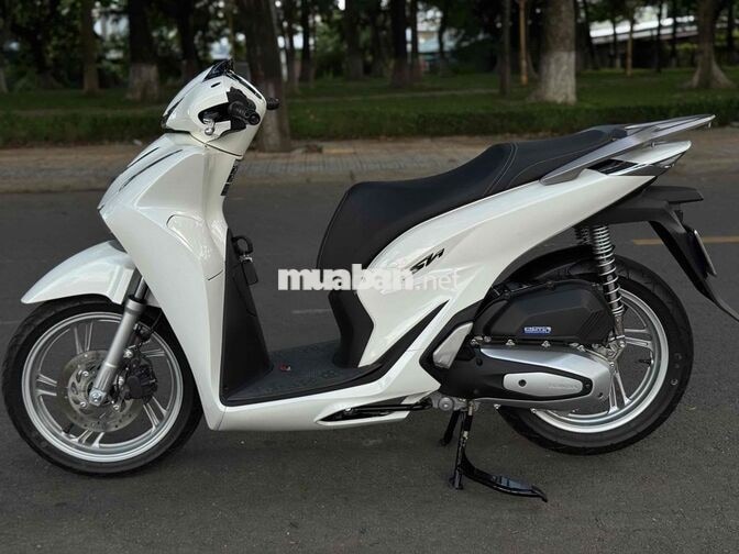 SH 125 ABS 2026 Trắng Đen 2000km