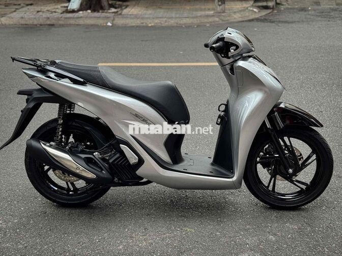 SH 125 CBS 2022 Bạc Đen