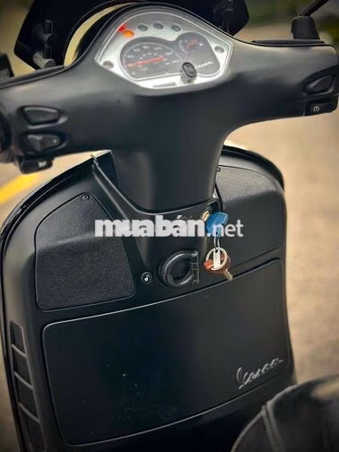 Piaggio Vespa GTS 125 2016 Đen 22k km