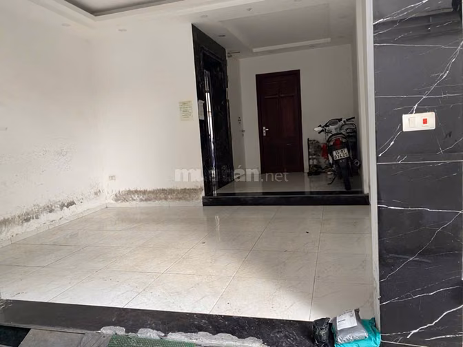 Cho thuê phòng CCMN cao cấp trong ngõ 176 Đội Cấn, Ba Đình