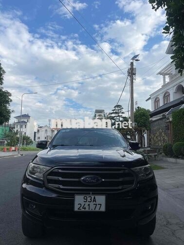 Ford Everest 7 chỗ Số sàn Dầu Việt Nam 2019