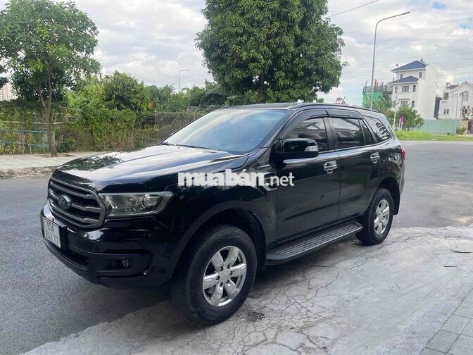 Ford Everest 7 chỗ Số sàn Dầu Việt Nam 2019