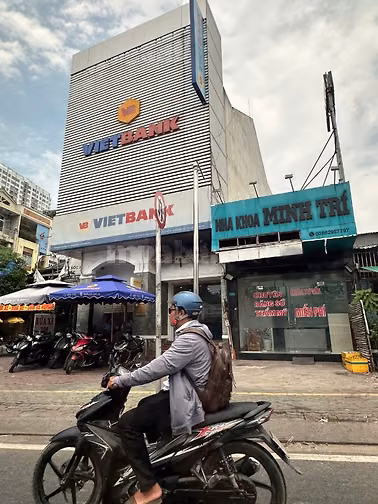 Tôi bán gấp mặt tiền 4lau Phạm Hùng,Q8,giá ngộp,kinh doanh ngay,88m