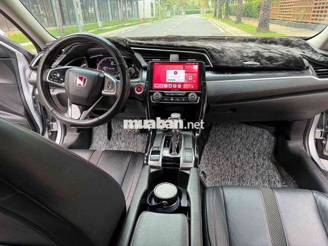 Honda Civic RS 2019 Tự động Bạc