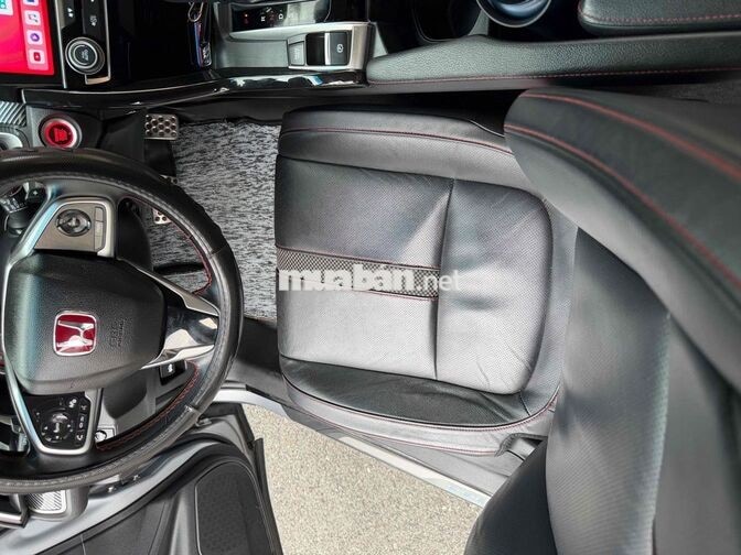 Honda Civic RS 2019 Tự động Bạc