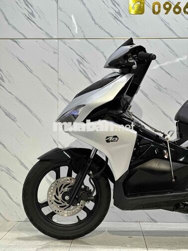 Honda Air Blade 125i 2016 Bạc