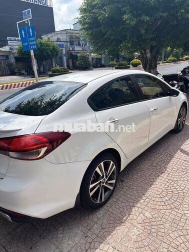 Kia Cerato 2018 Số sàn 90000 km Trắng