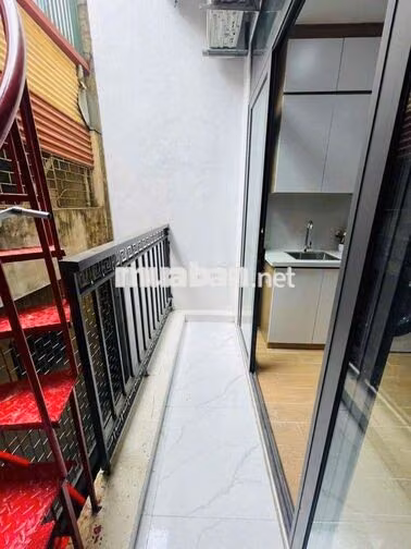 Siêu phẩm CCMN 25m2 Gác xép full đồ, máy giặt, ban công tại Quan Nhân