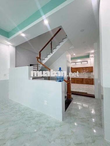 Nhà mới 99% trệt 3 lầu sân thượng KDC Hồng Loan