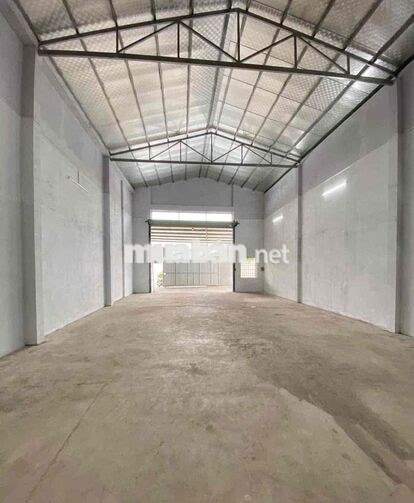 Chủ cho thuê xưởng 300m²  = 15tr, tải 10T cao 7m